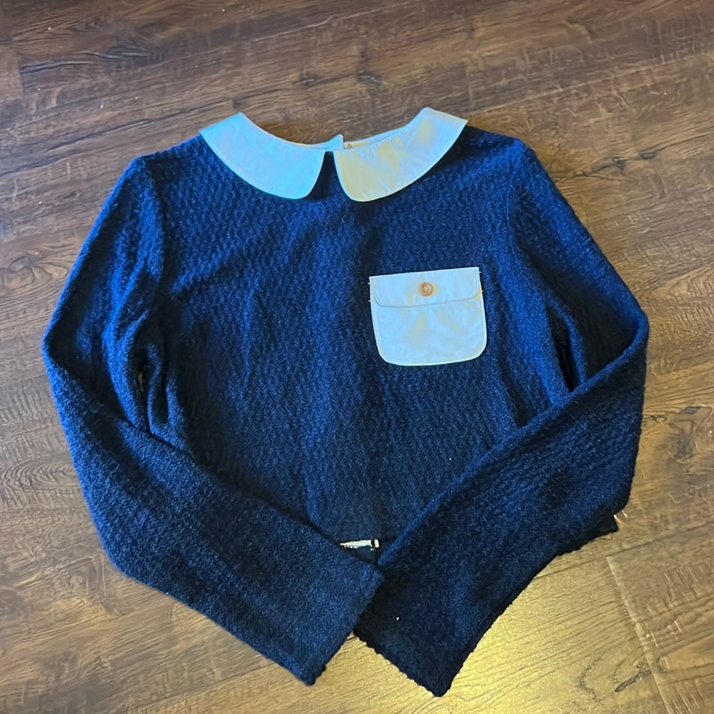 Pocket Front Crop Sweater